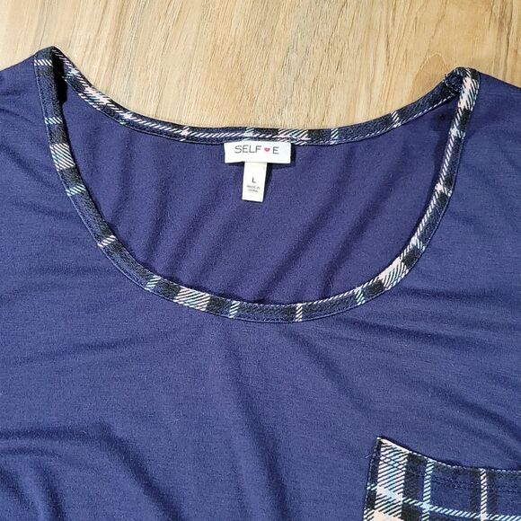 🧚♂️Self Esteem Knotted Short Sleeve Top w/Pocket Large - Picture 3 of 11